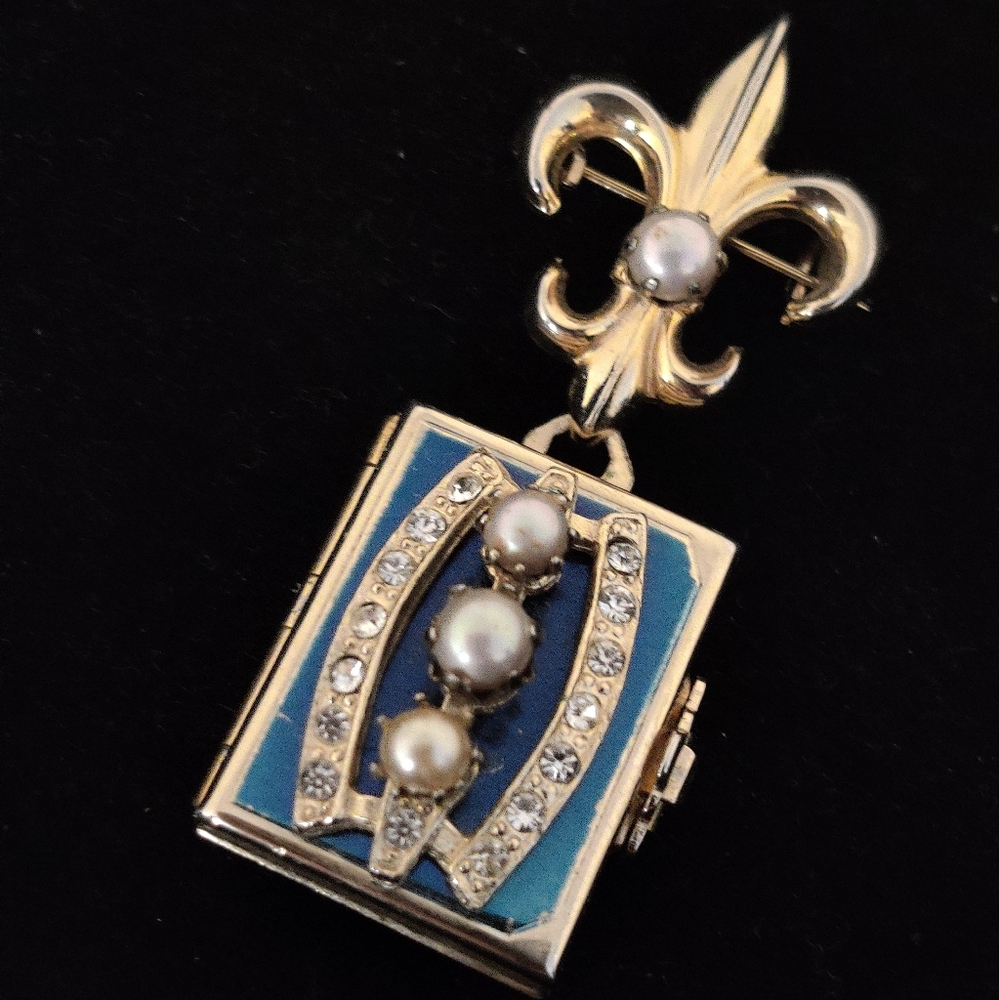 Vintage 4-Photo Locket Victorian Style Chatelaine Brooch